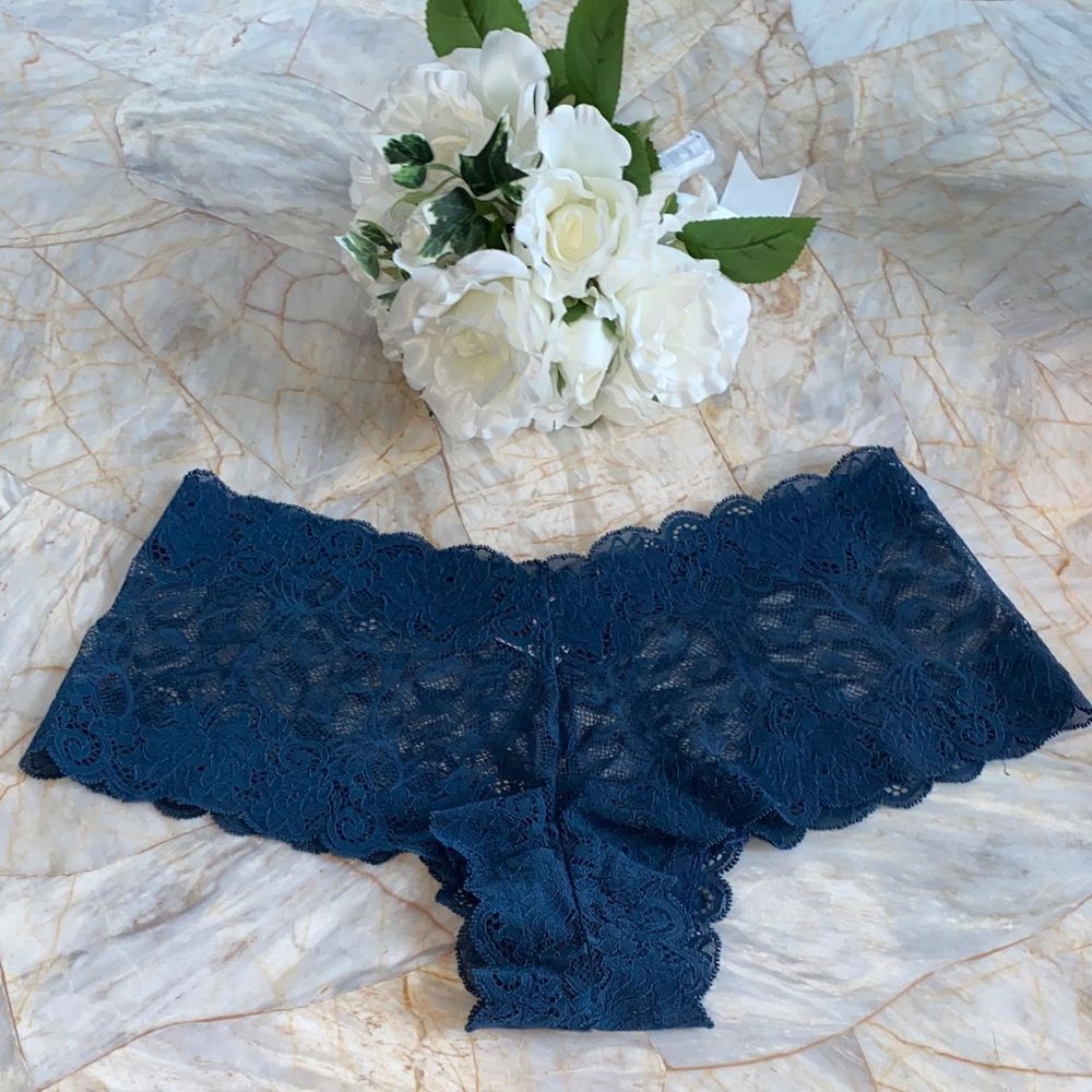 Elegant Lace Women's Intimate in Navy Blue